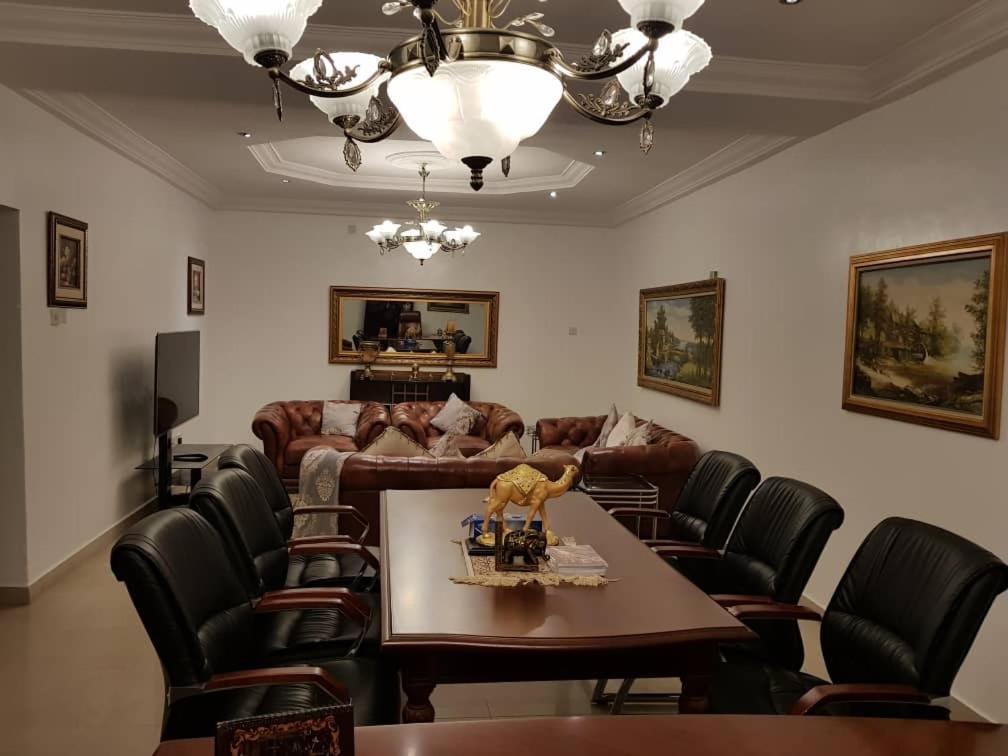 Apartment Royale Hotel&Suite Lagos Extérieur photo