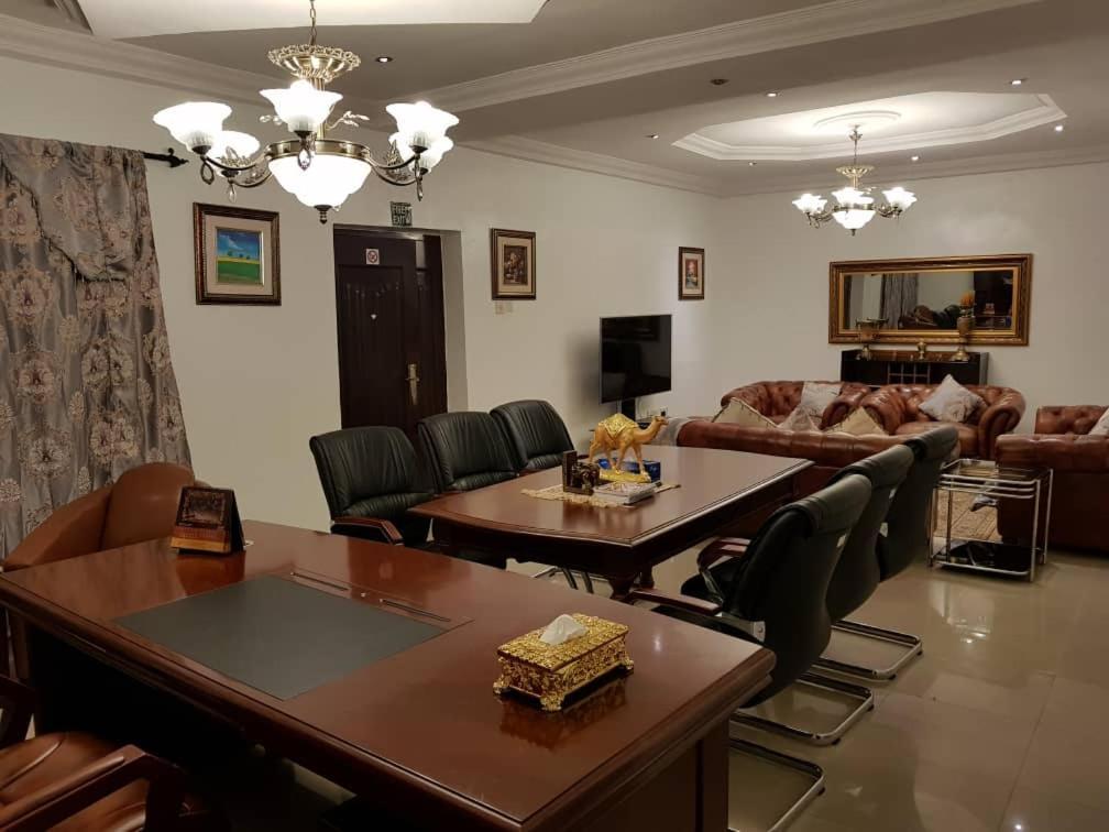 Apartment Royale Hotel&Suite Lagos Extérieur photo