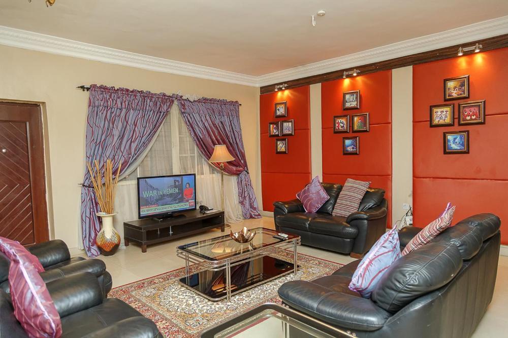 Apartment Royale Hotel&Suite Lagos Extérieur photo