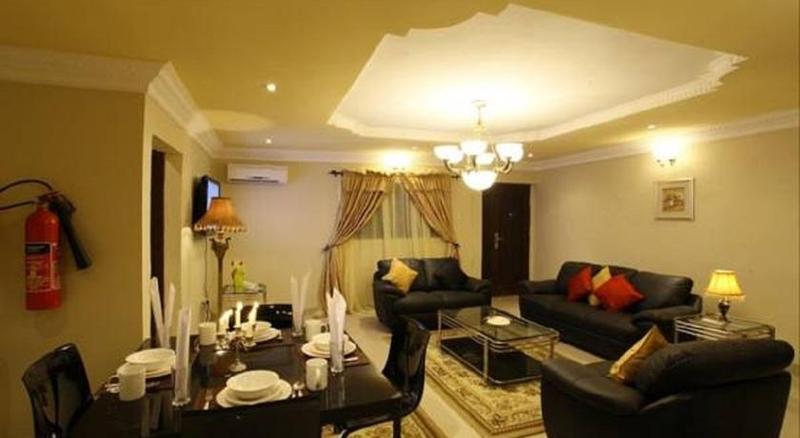Apartment Royale Hotel&Suite Lagos Extérieur photo